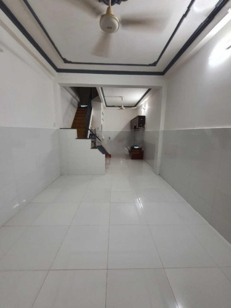 Bán gấp nhà 3 tầng 28.5 m² tại Đường Hải Thượng Lãn Ông, Phường 14, Quận 5, Hồ Chí Minh